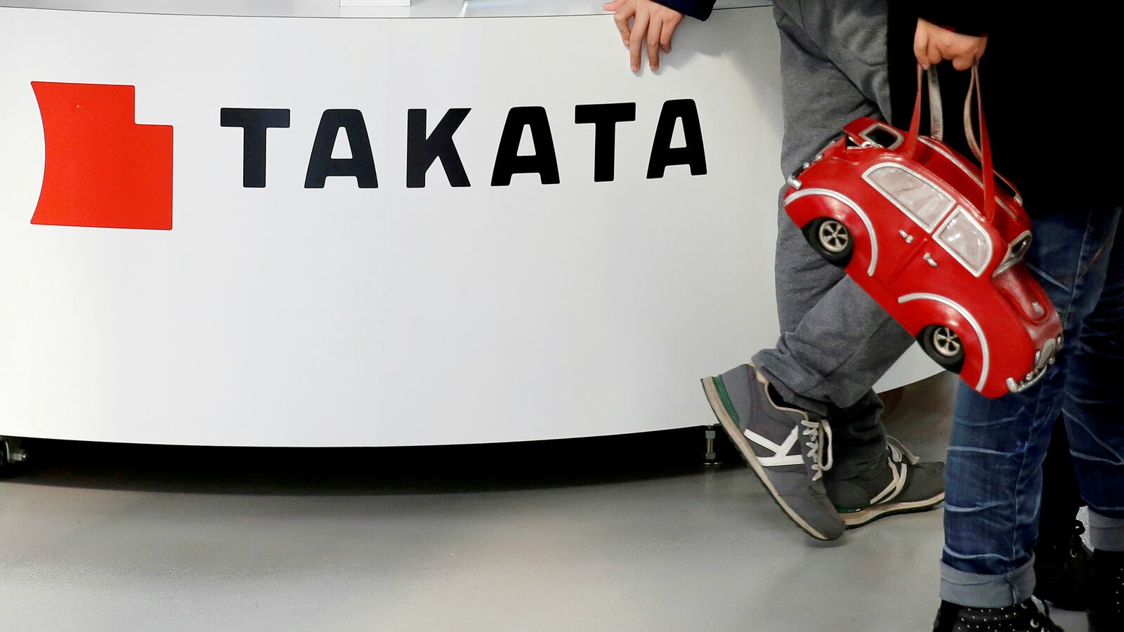 170711-takata-airbag-death_n2m31p