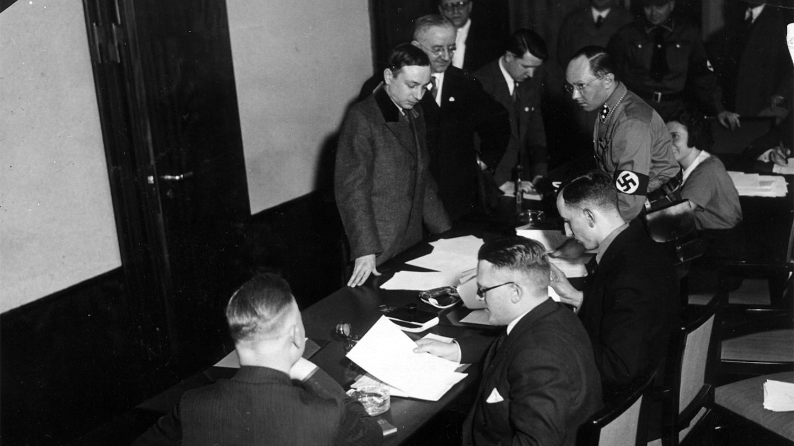 190201-Dilawar-At-the-beginning-of-April-1933_-applications-of-Jewsih-attorneys-for-the-further-practice-of-law-were-submitted-to-the-Bar-Association-tease_ubi0rn