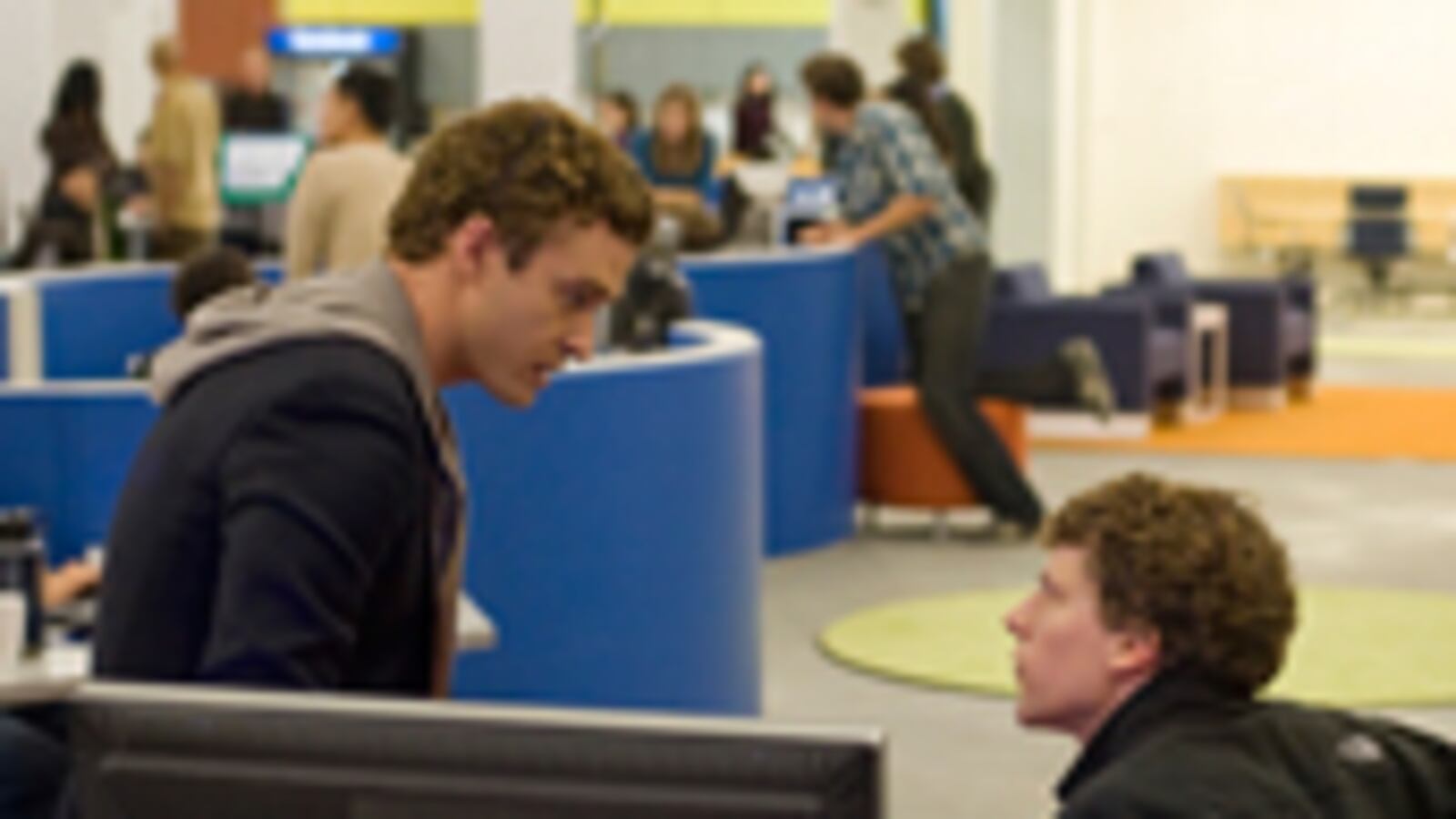 articles/2010/10/01/silicon-valley-snubs-the-social-network-david-finchers-facebook-movie-about-mark-zuckerberg/laporte-social-reax_130592_clbirk