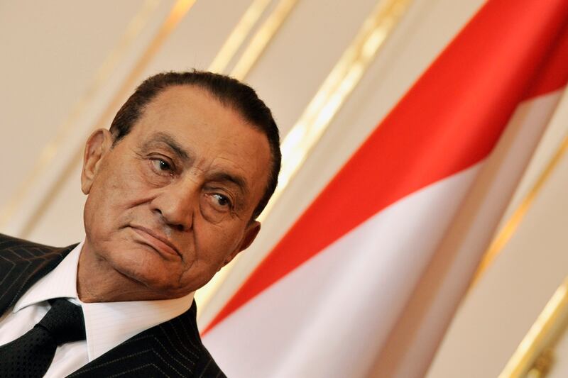galleries/2011/12/19/seo-2011-s-fallen-dictators/fallen-dictators-2011-hosni-mubarak_yzb6jm