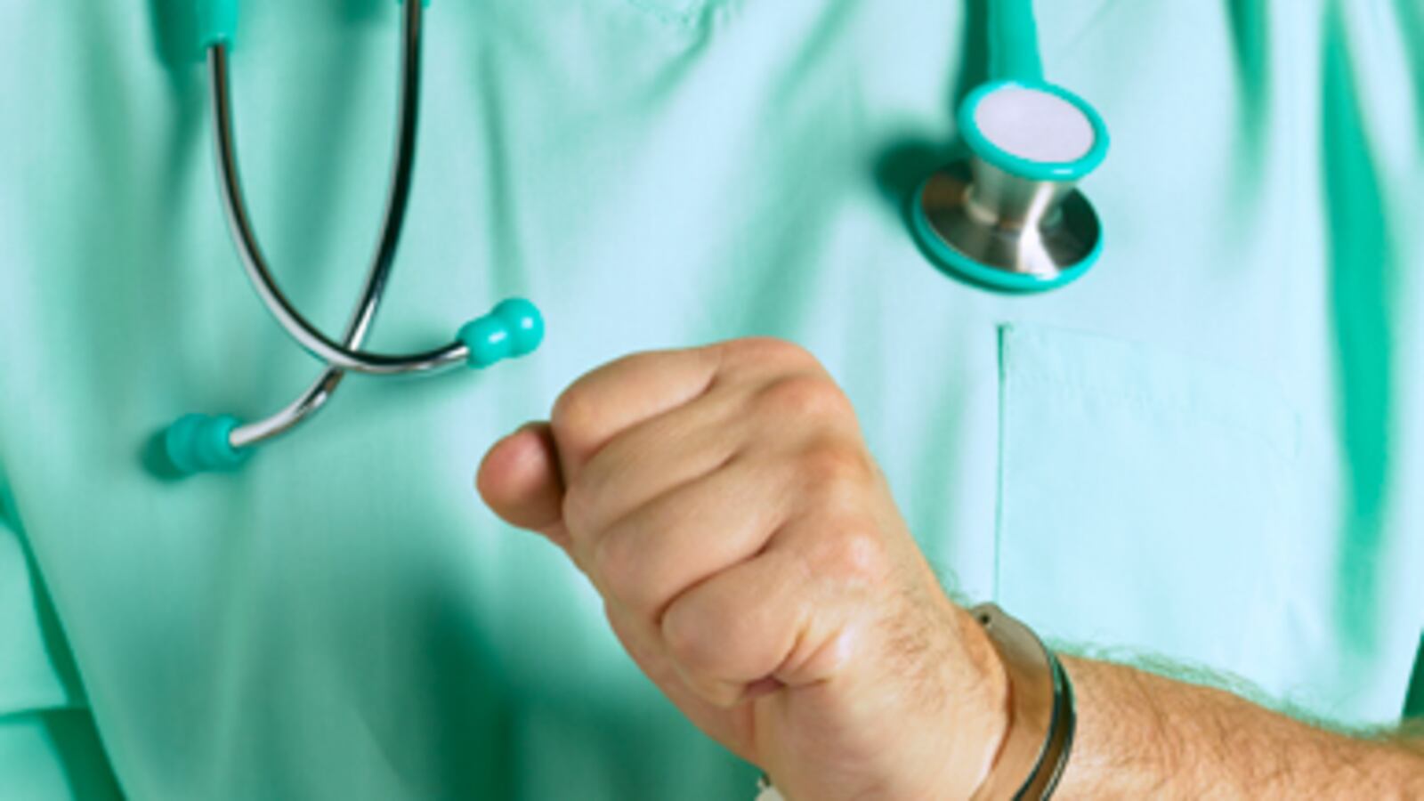 articles/2010/12/24/obamacare-criminalizing-medicine/dalmia-obamacare_148986_w2dfwa