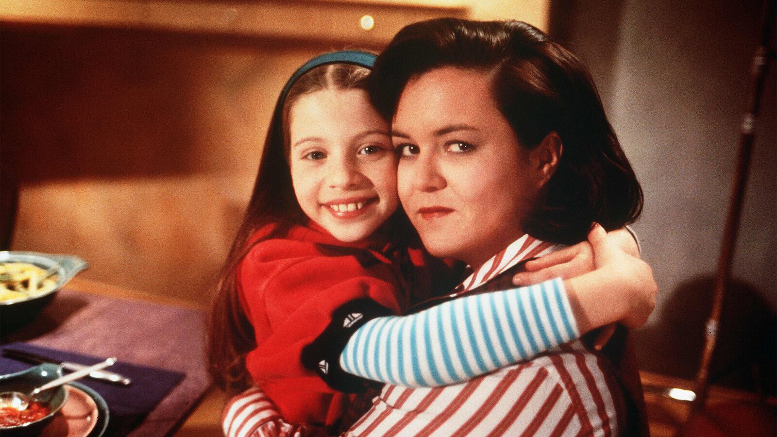 Michelle Trachtenberg and Rosie O'Donnell in Harriet The Spy in 1996.