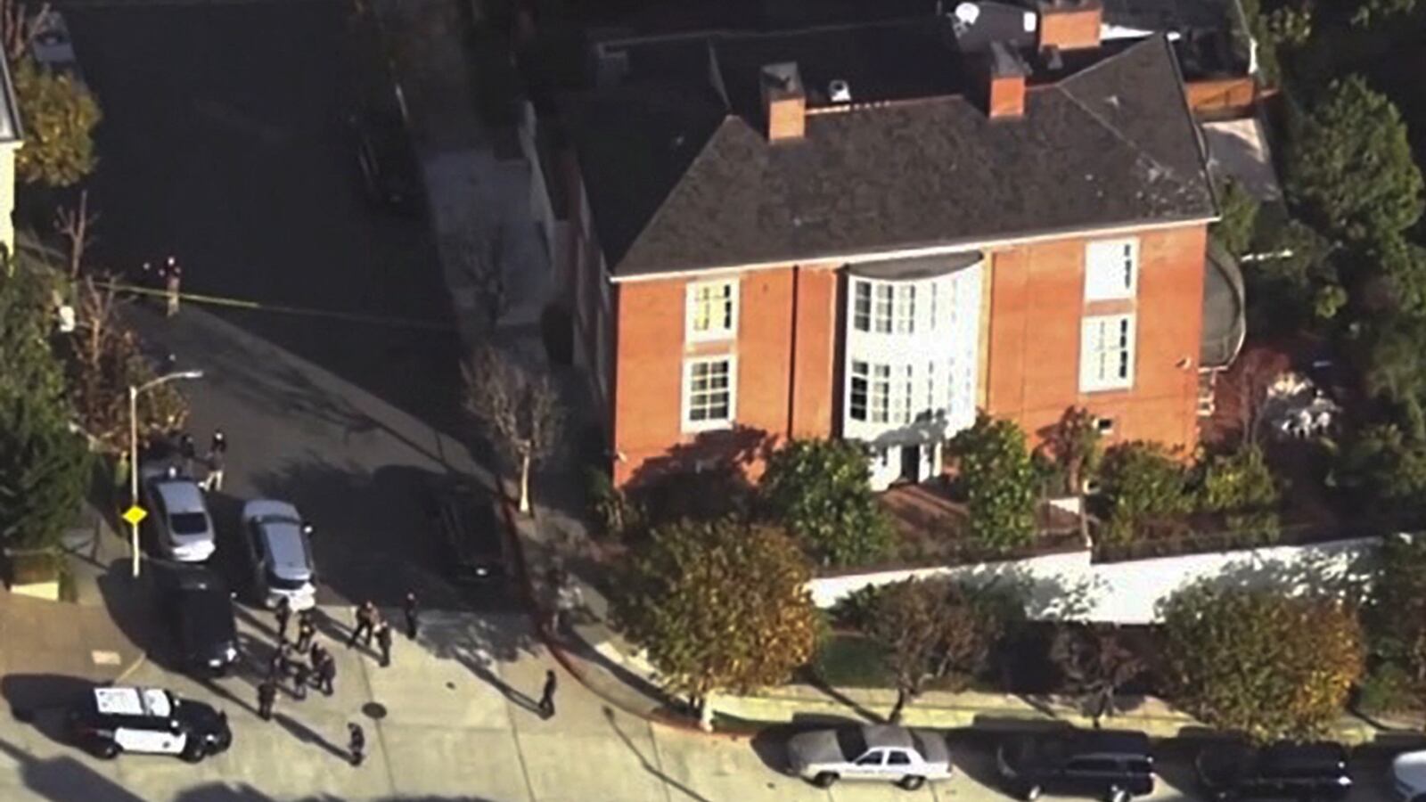 2022-10-28T175452Z_935272834_RC2HAX95ELUP_RTRMADP_3_USA-PELOSI-HUSBAND_ogphgh