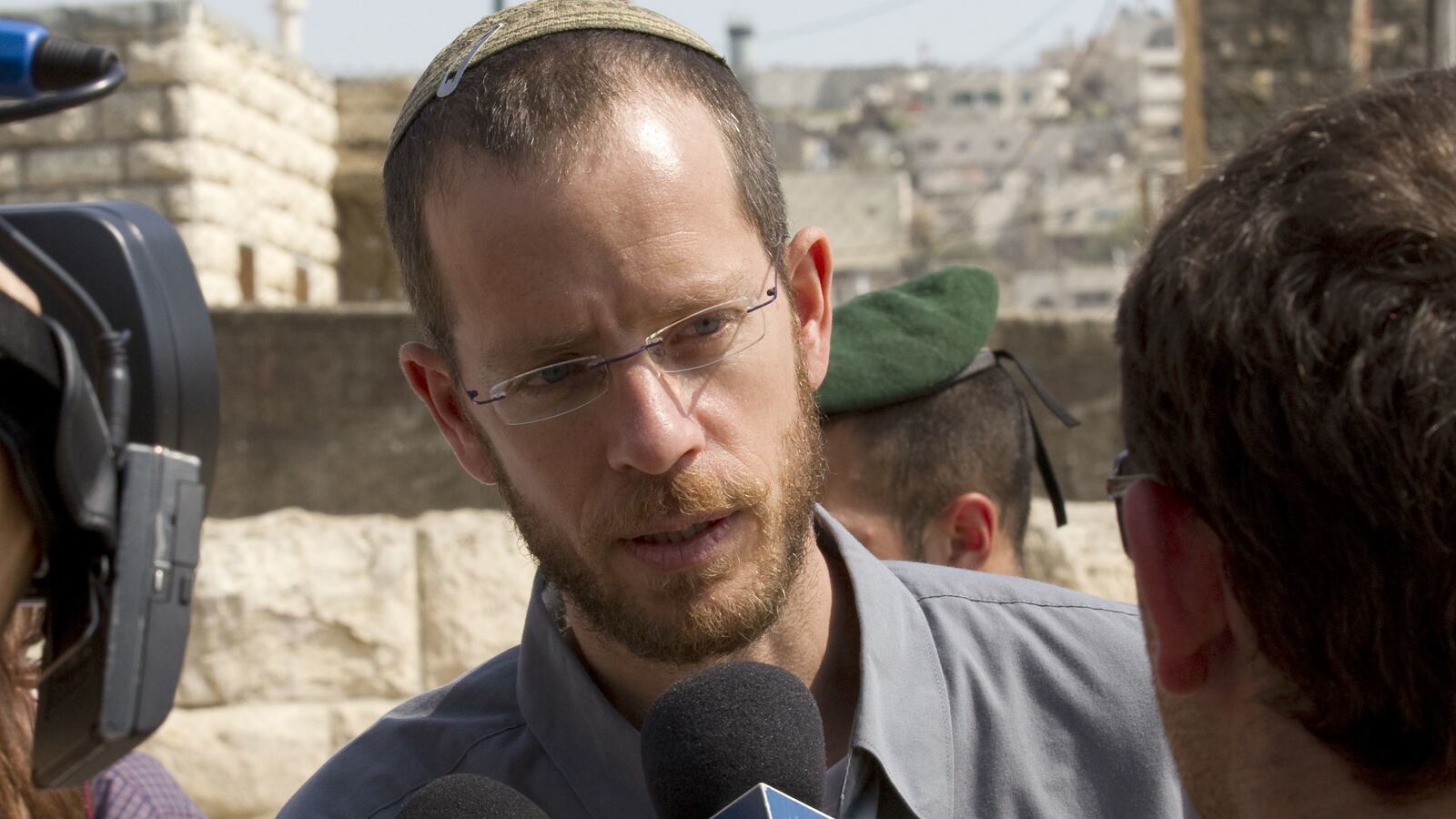 articles/2012/04/05/settling-on-passover/shlomo-levinger-openz_aitlac