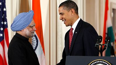 cheats/2009/11/24/obama-hails-friendship-with-india/obama-singh-presser_65123_smhhh5