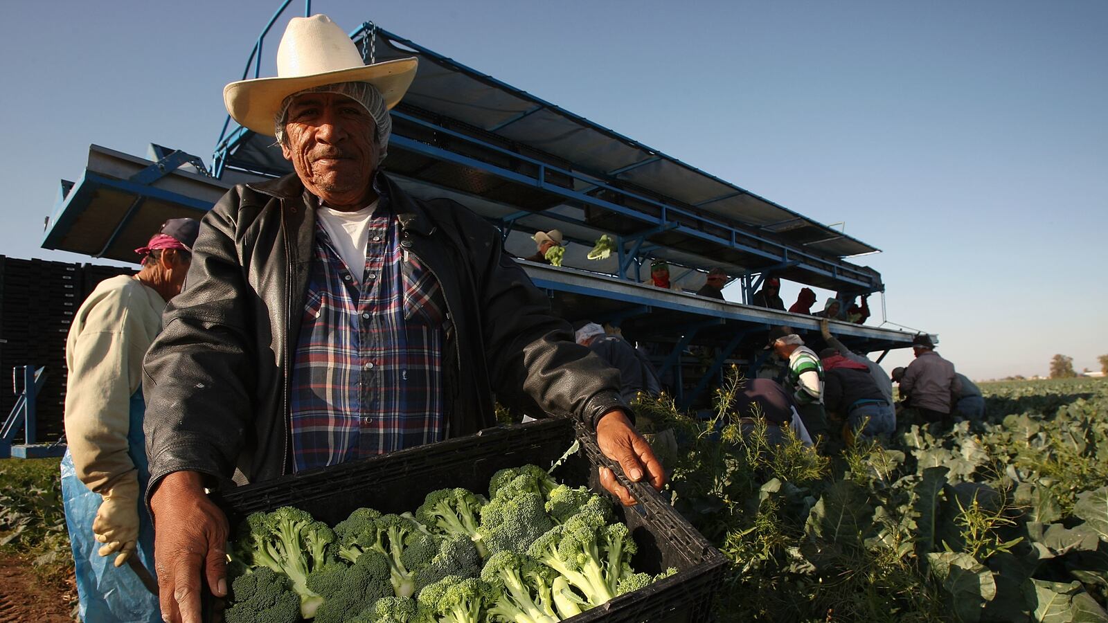 articles/2013/05/08/what-this-immigration-debate-is-all-about/what-this-immigration-debate-is-all-about-image_zuhuf7