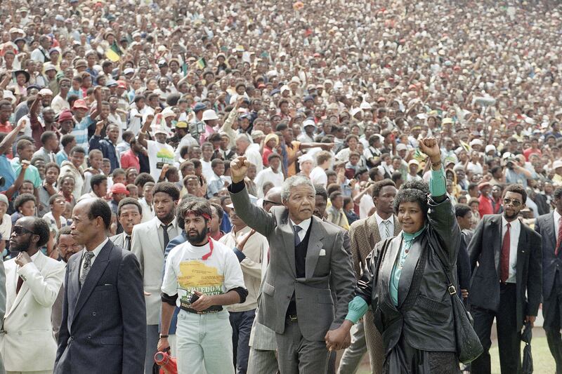 galleries/2013/12/05/nelson-mandela-s-life-in-photo/131205-mandela-6_hncxf0