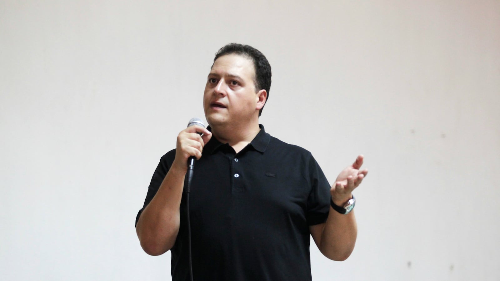 cheats/2017/03/05/pablo-escobar-s-son-blasts-netflix-series/170305-escobar-son-cheat_pmad0b