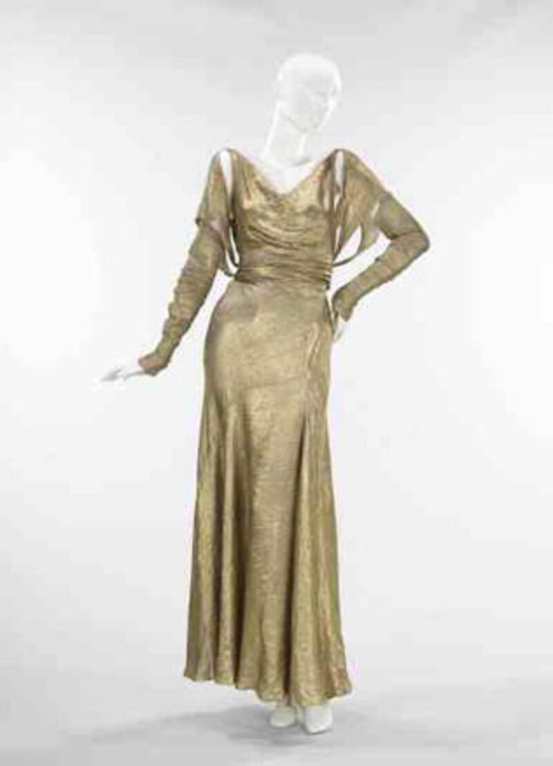 galleries/2010/04/28/american-woman-fashioning-a-national-identity/american-woman-fashioning-a-national-identity---5_sptv5e