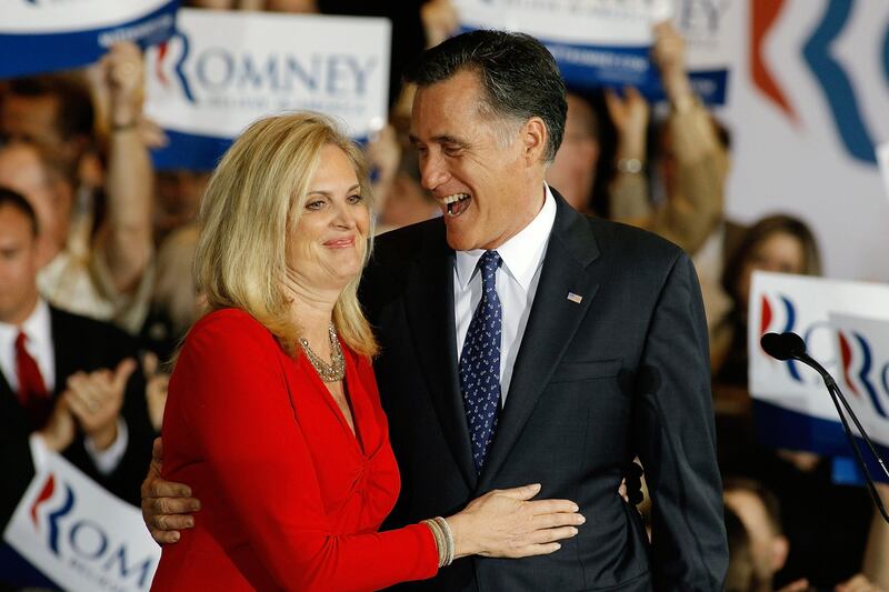 articles/2012/03/20/mitt-romney-mocks-barack-obama-for-teaching-the-constitution/romney-constitutional-crack-jacobs_wcicsp