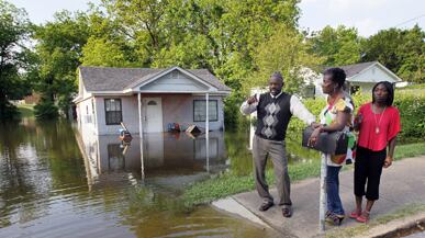 cheats/2011/05/11/memphis-suffers-320m-in-flood-damage/floods-turn-south-2_rl3bl6