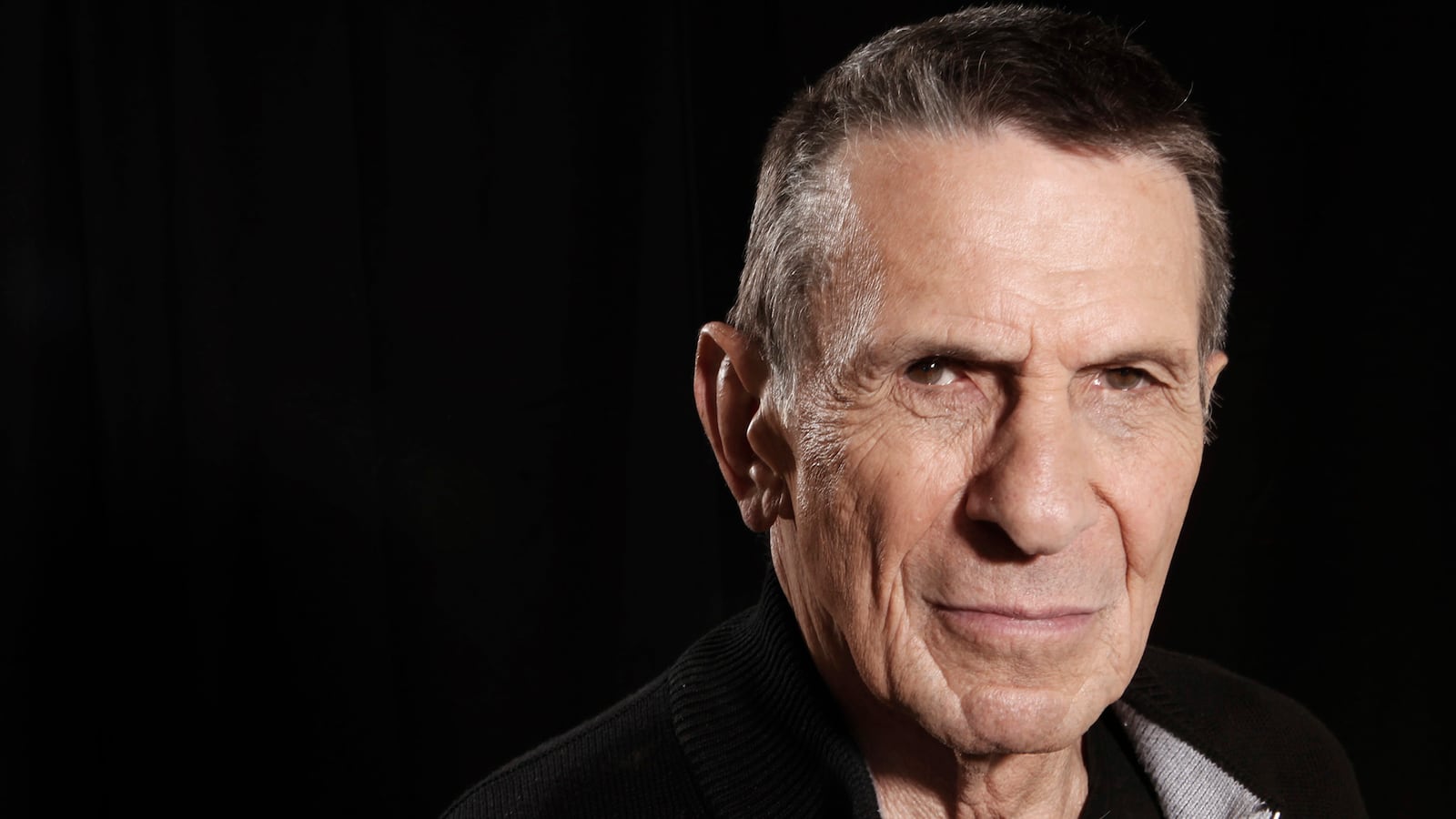 articles/2015/02/27/spock-s-voyage-home-farewell-to-leonard-nimoy/150227-leonard-nimoy-obit-tease_cqyesj