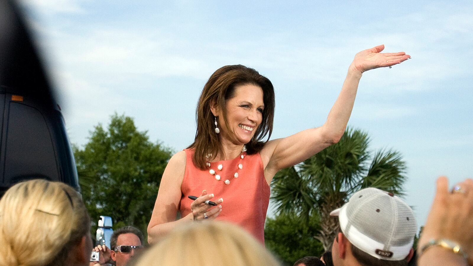 articles/2011/07/08/michele-bachmann-signs-porn-pledge-who-will-sign-next/bachmann-porn-pledge-goldberg_udqpcv