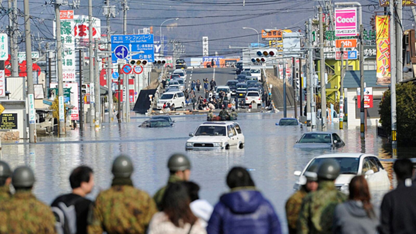 galleries/2011/03/11/quake-tsunami-hit-japan/japan-update-11_r0mocp