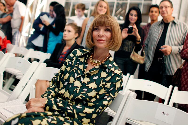 articles/2012/10/18/anna-wintour-attends-the-debate-wsj-offers-details-of-new-editor-appointment-ford-wages-war-against-former-models/anna-wintour-debate-slug_yxdq6a