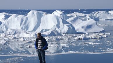 articles/2010/11/16/cool-it-the-ridiculous-global-warming-freakout/varadarajan-cool-it_141755_tujq51