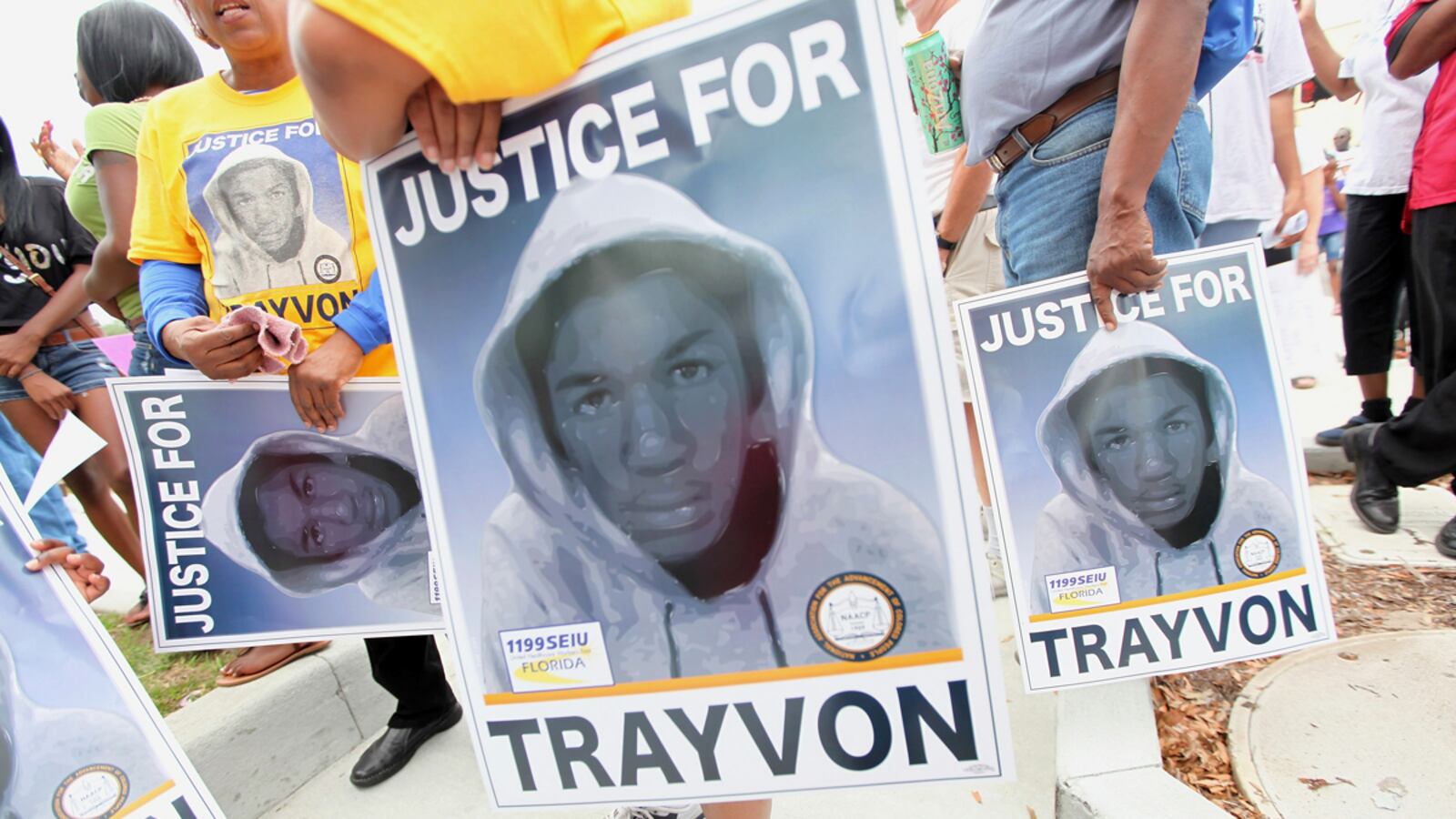 cheats/2012/04/02/fbi-opens-its-own-trayvon-file/fbi-investigates-trayvon-cs_rsuduy