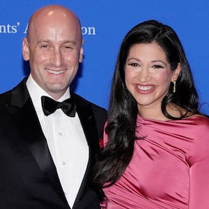 White House Deputy Chief of Staff Stephen Miller and his wife Katie Miller pose on the red carpet for the 2026 White House Correspondents' Association (WHCA) dinner in Washington, D.C., U.S., April 25, 2026. REUTERS/Elizabeth Frantz
