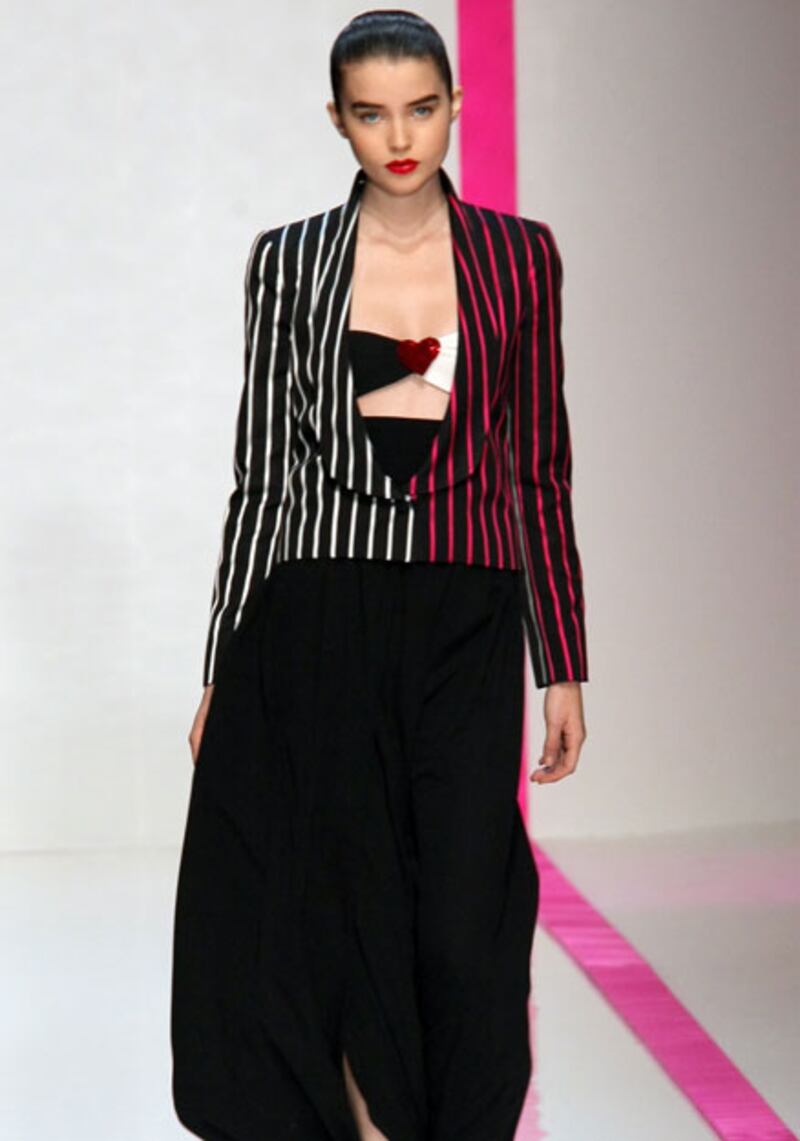 galleries/2009/10/04/lohan-s-hot-french-mess/wilkinson-ungaro---4_ukkwik