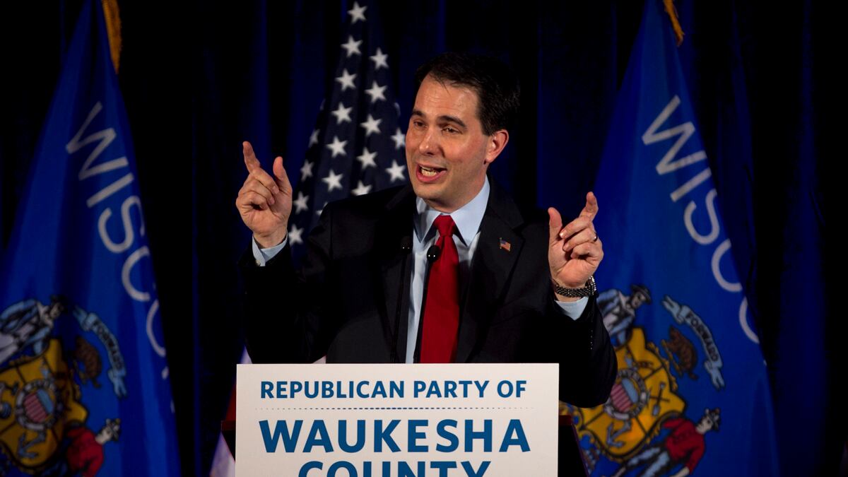 articles/2012/04/07/wisconsin-s-repeal-of-equal-pay-rights-adds-to-battles-for-women/wisconsin-repeals-equal-rights-pay-goldberg_jyvuqw