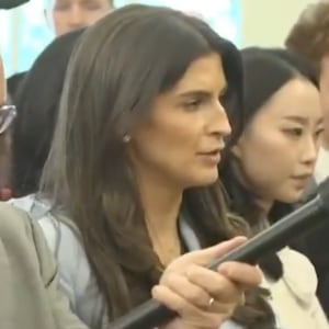 Kaitlan Collins questioning Donald Trump