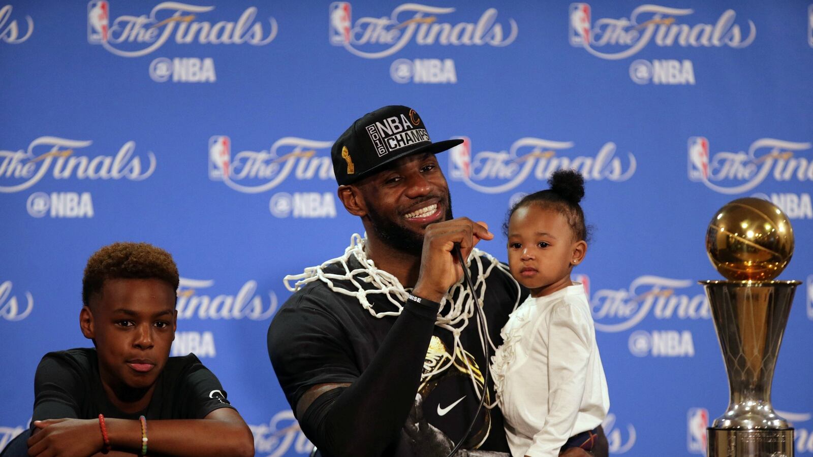 cheats/2016/06/20/lebron-james-named-mvp-of-nba-finals/160620-lebron-mvp-cheat_kble83