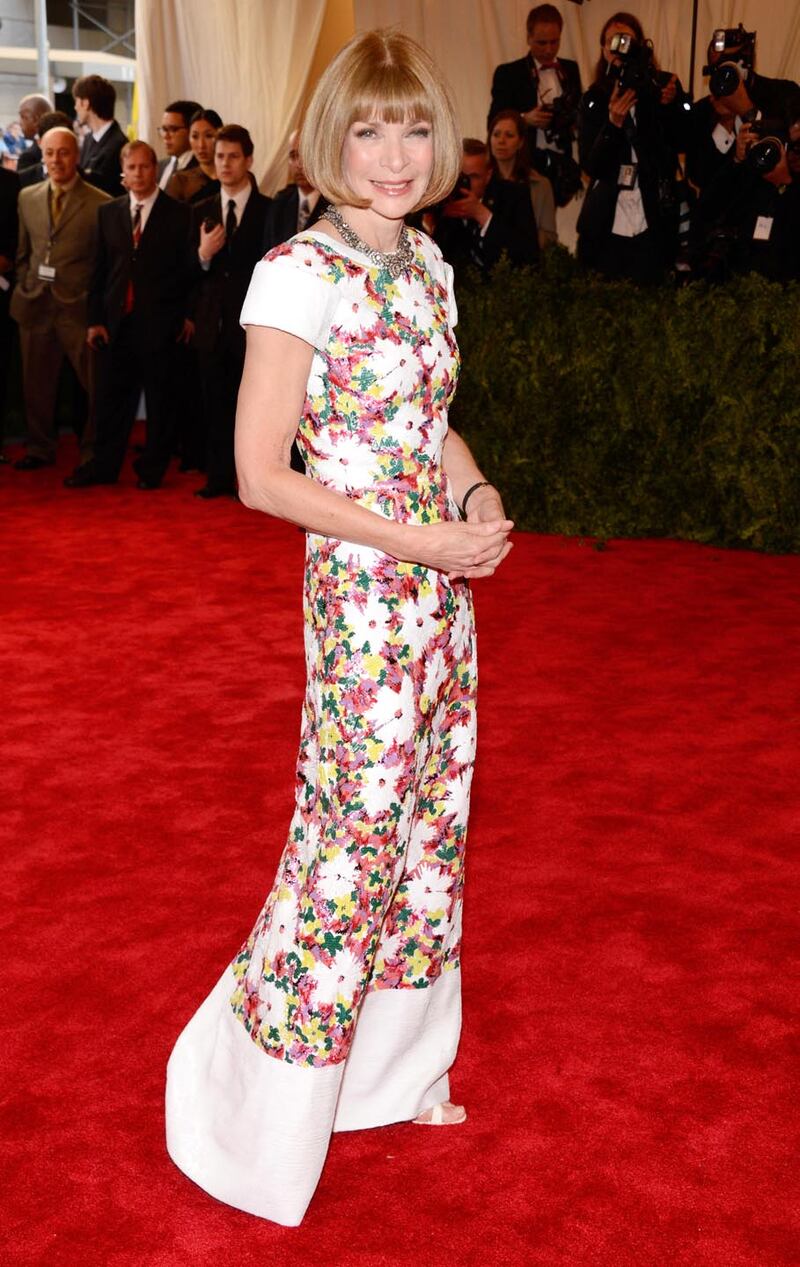 galleries/2013/05/06/met-gala-2013-red-carpet-gallery-photos/130506-met-gala-wintour_xitzt6