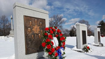 cheats/2011/01/28/nasa-marks-challenger-anniversary/challenger-memorial_fqd5vh