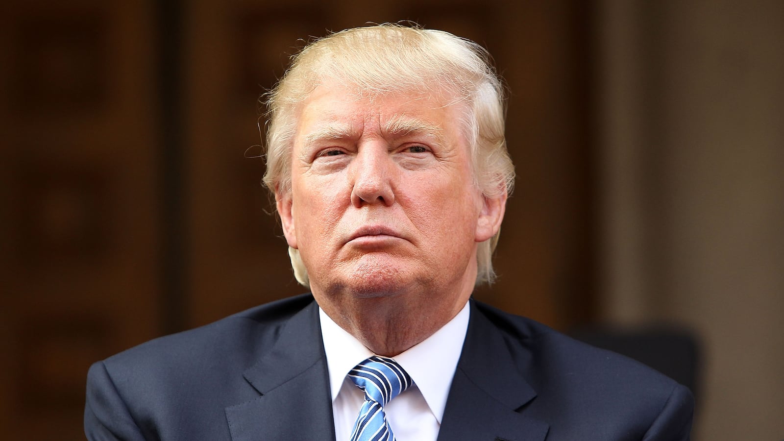 articles/2015/07/10/the-super-secretive-hollywood-gang-that-loves-trump/150710-SWIN-TRUMP-CONSERVATIVE-TEASE_bad13g