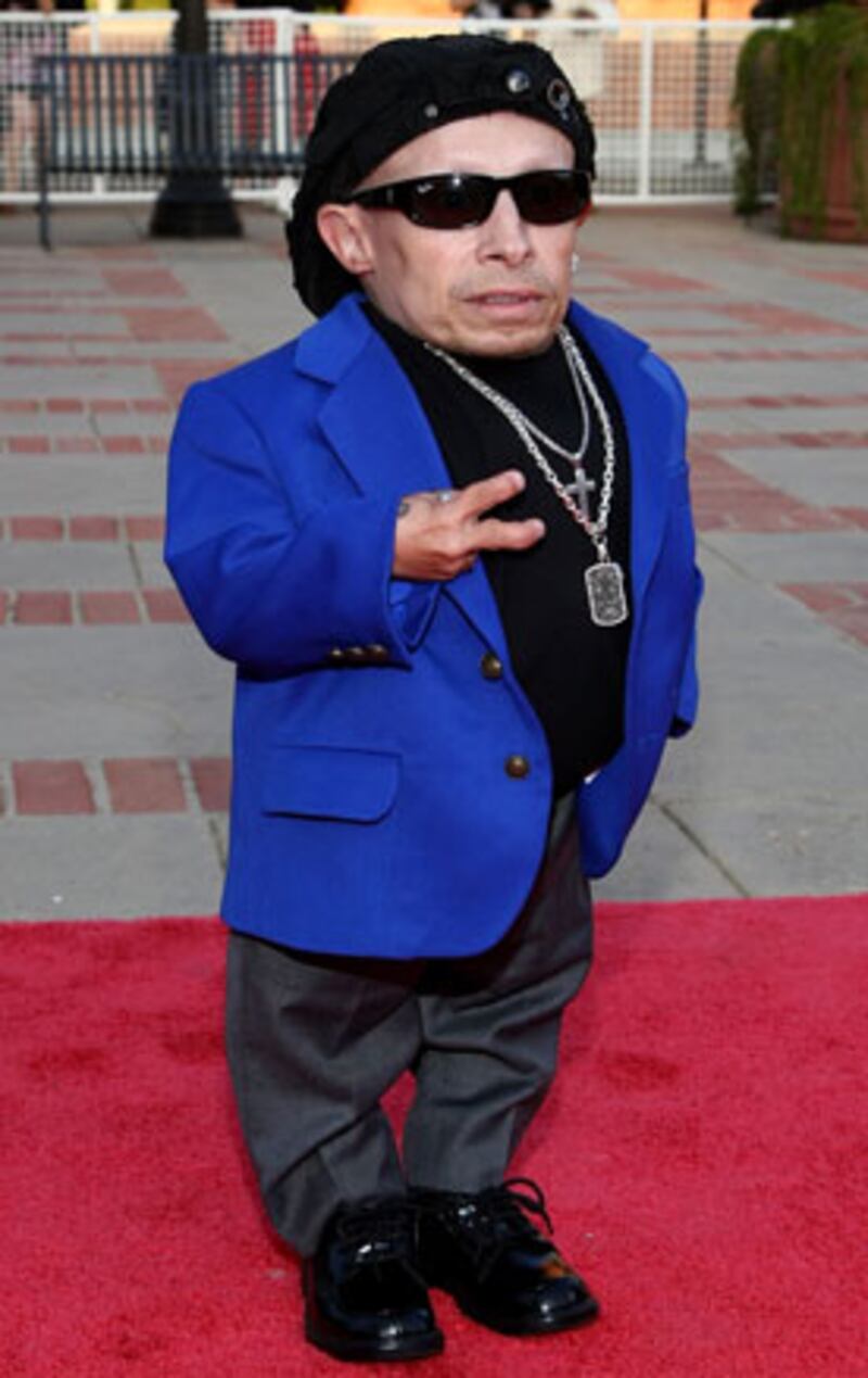 galleries/2009/08/24/world-of-warcraft-stars/warcraft-celeverne-troyer_mbqm0g