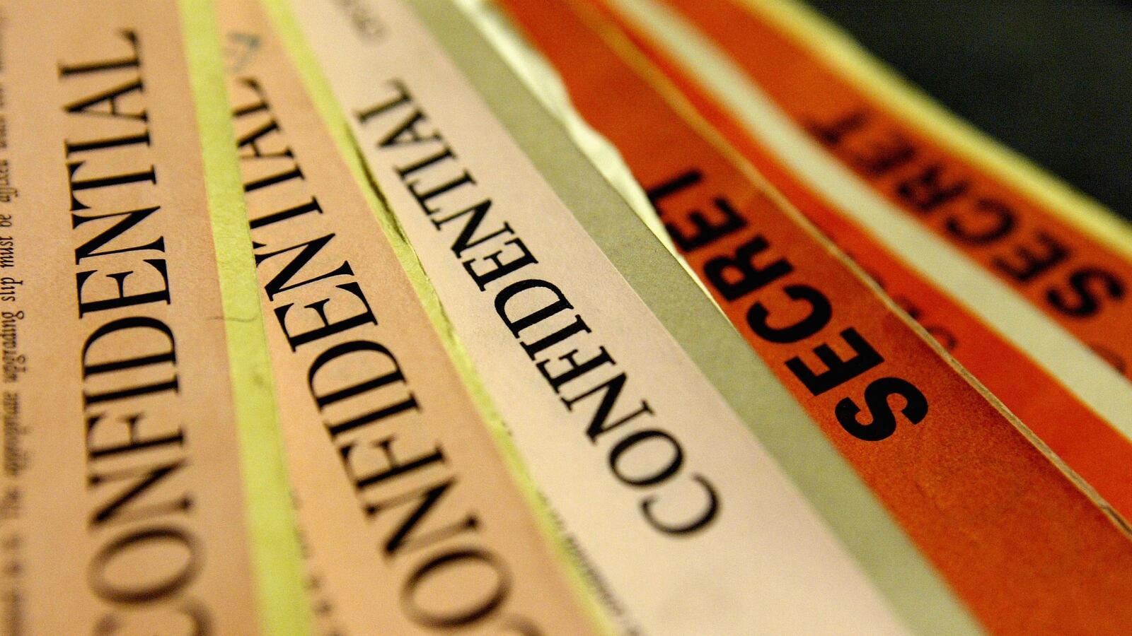 cheats/2014/10/27/second-leaker-of-nsa-documents-id-d/141027-second-leaker-cheat_wwzc0e