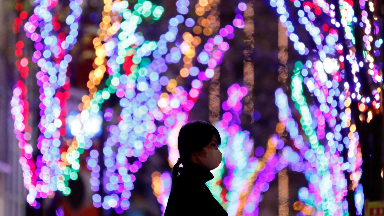 2020-11-25T122334Z_136022337_RC2CAK9IQBP0_RTRMADP_3_HEALTH-CORONAVIRUS-JAPAN_ysflld