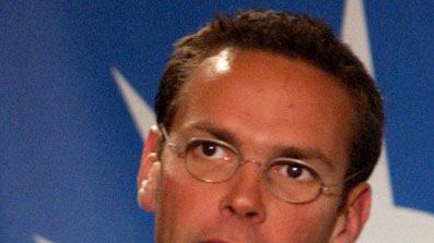 cheats/2009/07/21/ruperts-son-approved-private-payment/james-murdoch_yqjtba