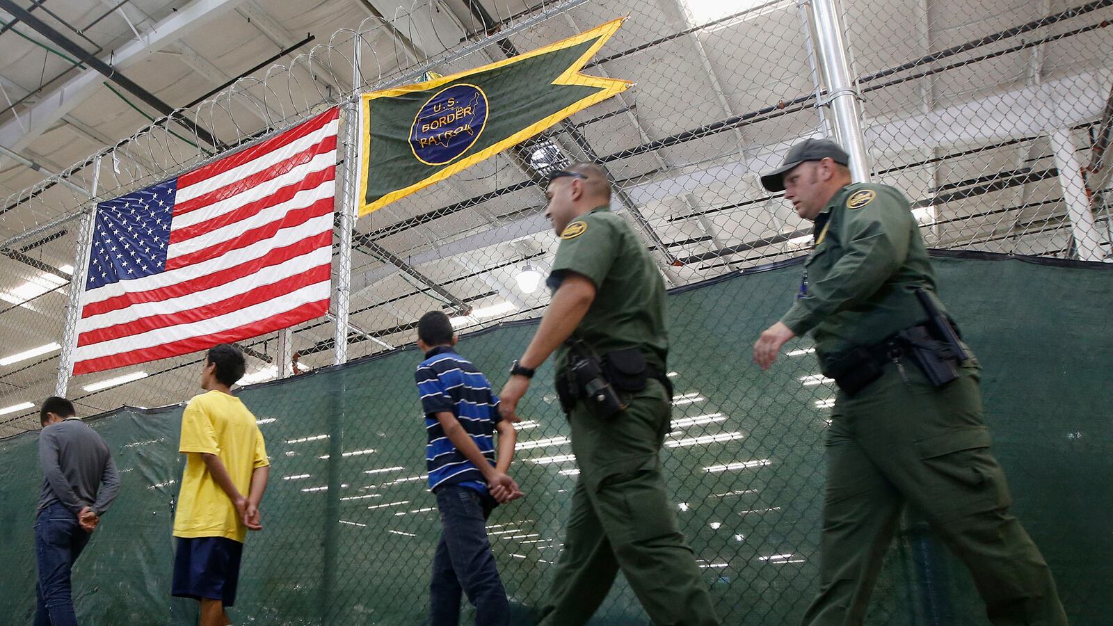 articles/2014/07/08/obama-to-request-3-7-billion-to-solve-border-kid-crisis/140708-dickson-border-tease_bvc04t