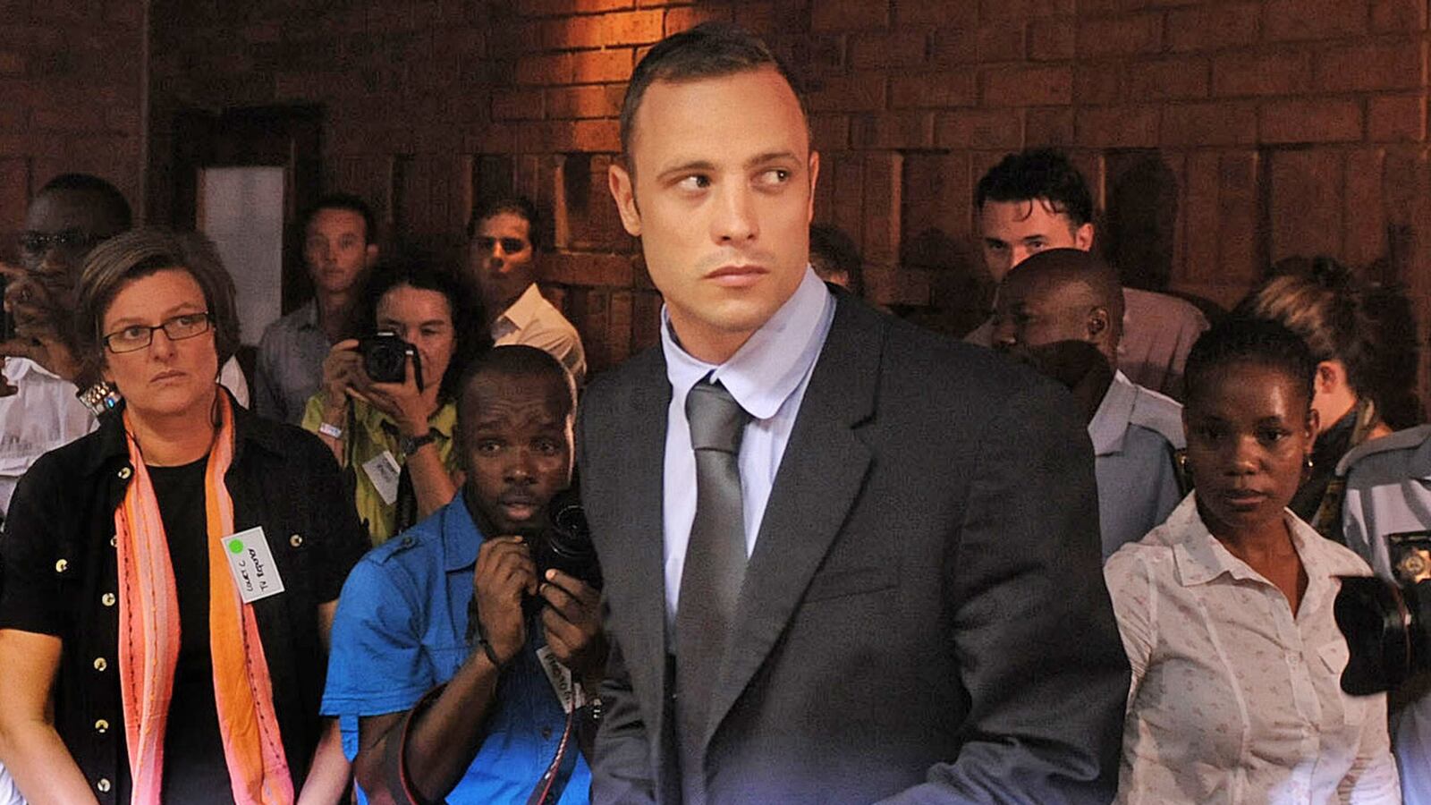 cheats/2013/02/24/pistorius-moody-and-impatient/130224-pistorius-steenkamp-cheat_ngiisd