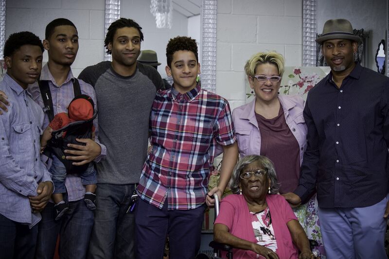 articles/2016/05/25/the-105-year-old-woman-who-beat-donald-trump-s-money-man/160524-daly-beat-trump-man-embed1_wyqrmb