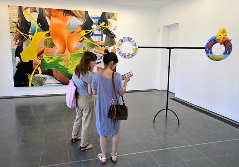 galleries/2009/07/24/jeff-koons-at-the-serpentine-gallery/jeff-koons-7_ueolfn