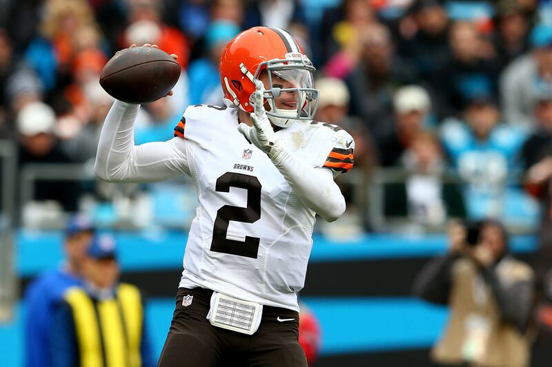 articles/2016/02/06/johnny-manziel-s-fall-from-grace/141222-johnny-manziel-cheat_g5fewz