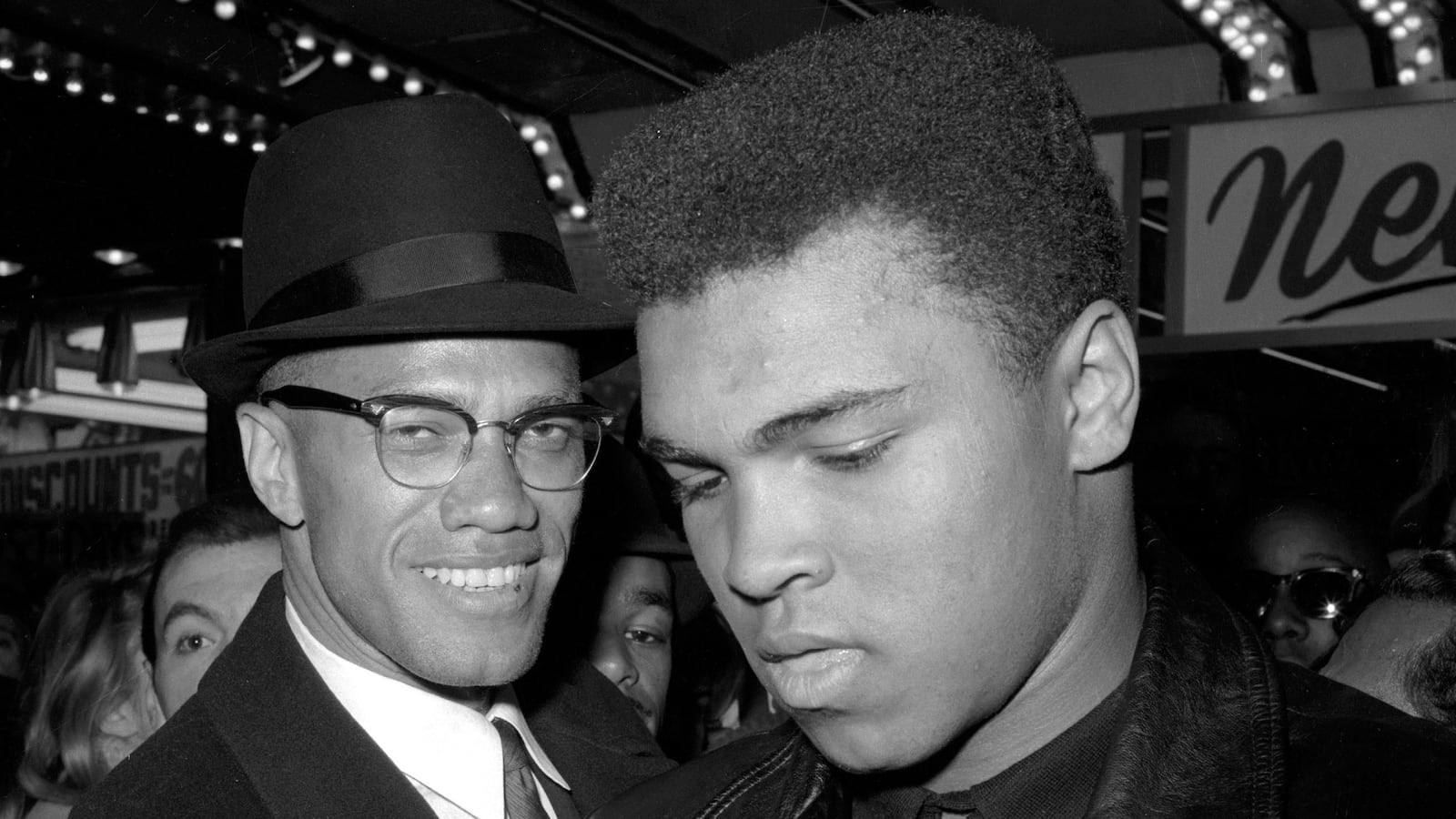 articles/2016/06/04/muhammad-ali-america-s-first-muslim-hero/160603-obeidallah-muhammad-ali-tease_uw1awk