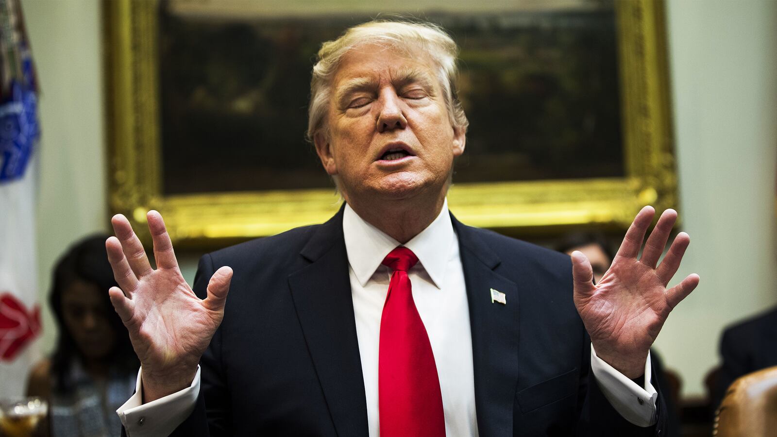 articles/2017/01/31/trump-spells-the-end-of-the-administrative-state-good/170130-Lewis-Trump-EO-regulations-tease_ifrjtu