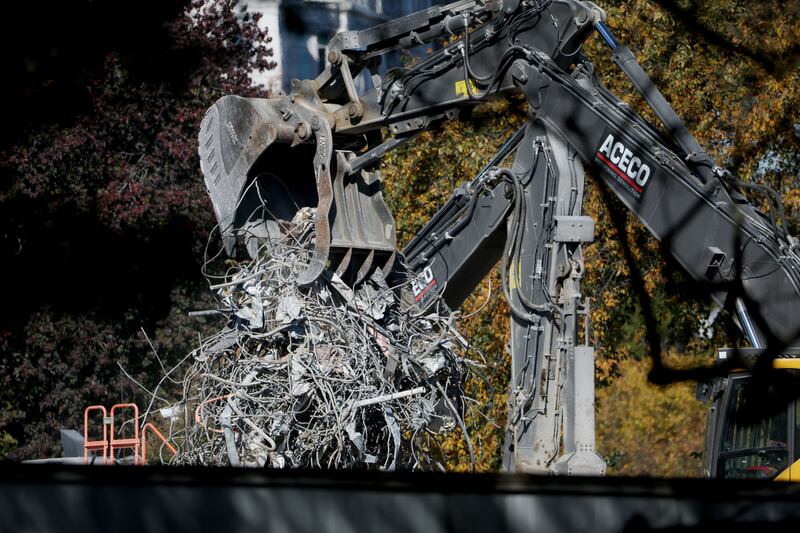 on October 27, 2025 in Washington, DC. The demolition began last week and is a part of U.S. President Donald Trump's plan to build a multimillion-dollar ballroom on the eastern side of the White House. (Photo by Anna Moneymaker/Getty Images)