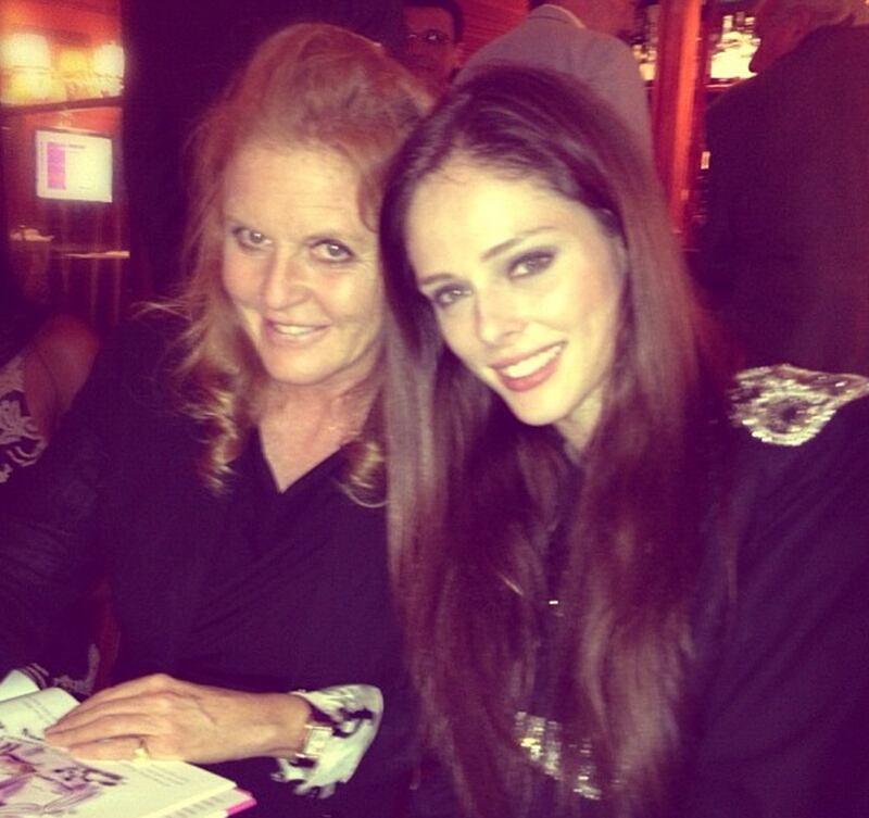 galleries/2012/09/15/fashion-instagrams-tyra-banks-jessica-alba-more-photos/fashion-insta-120914-13_f5gzjr