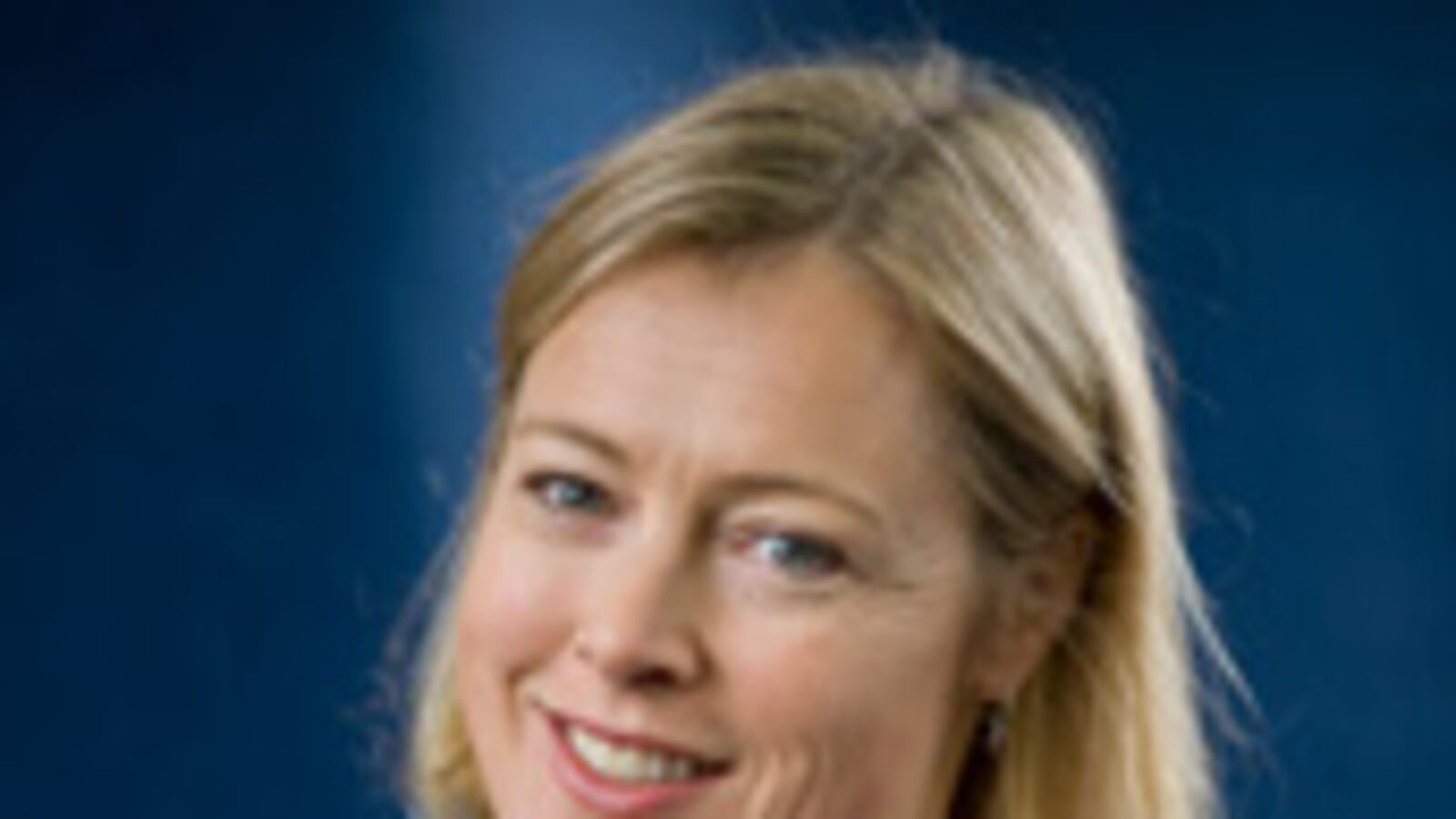 articles/2010/05/16/the-most-powerful-woman-in-newspapers/lauria-tett_101022_syib1c