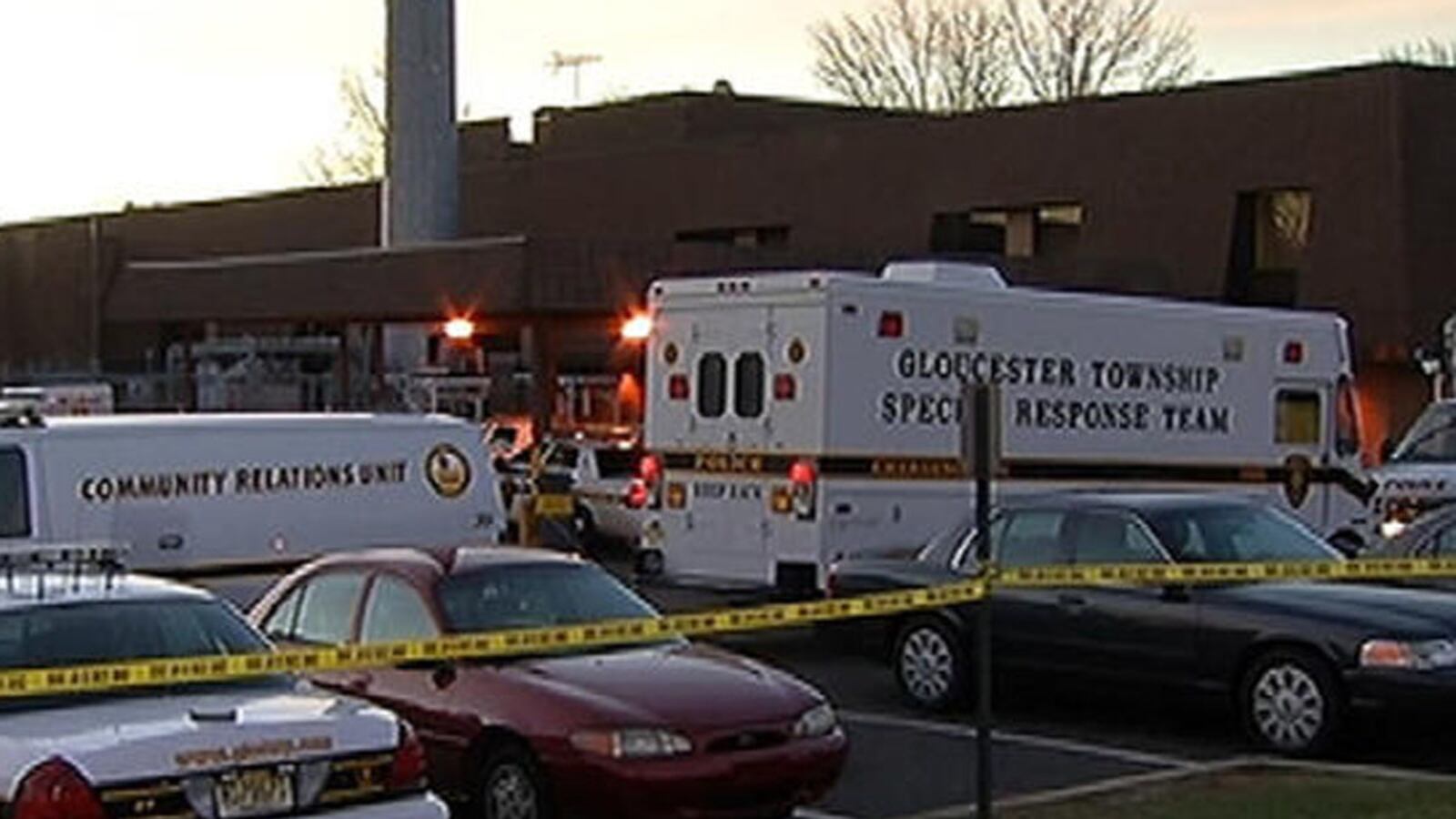 cheats/2012/12/28/three-cops-shot-in-n-j/shooting-nj-cops-cheat_e1r98q