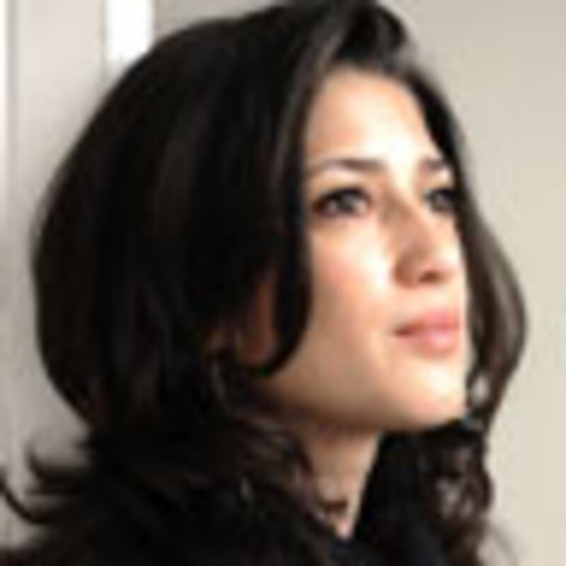 articles/2010/03/08/women-in-the-world-speakers/author-photo---fatima-bhutto-1_v2xndf