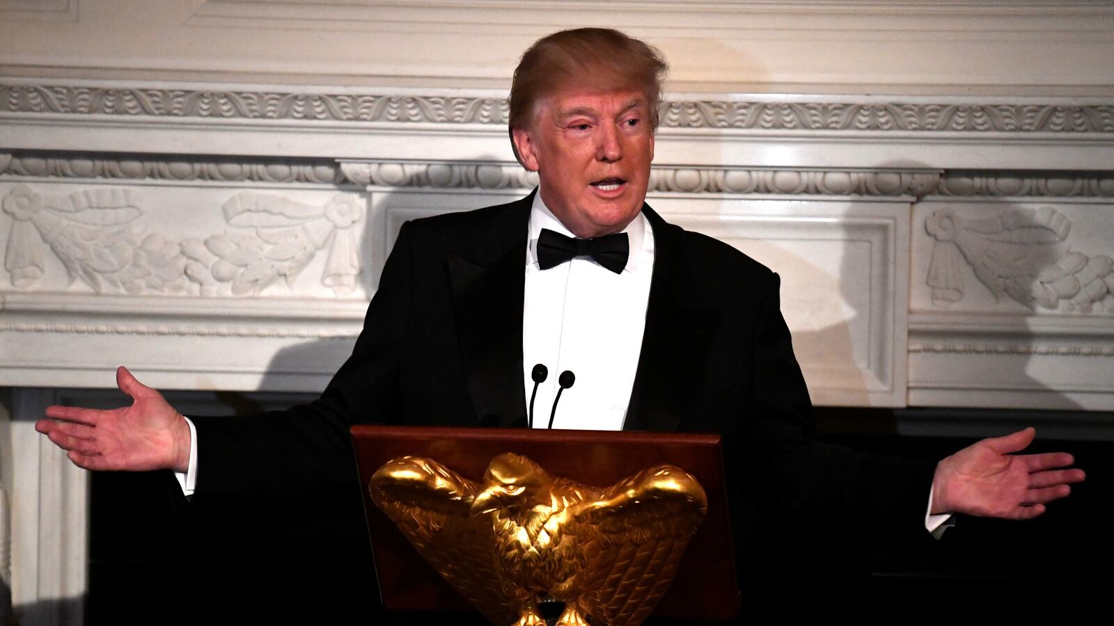 180226-trump-cheat_wjecza