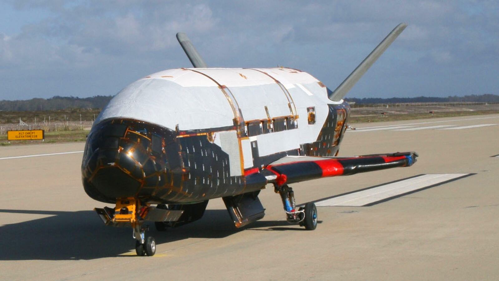 articles/2016/07/14/russia-is-building-a-nuclear-space-bomber/160713-axe-russian-bomber-tease_fr5vmw