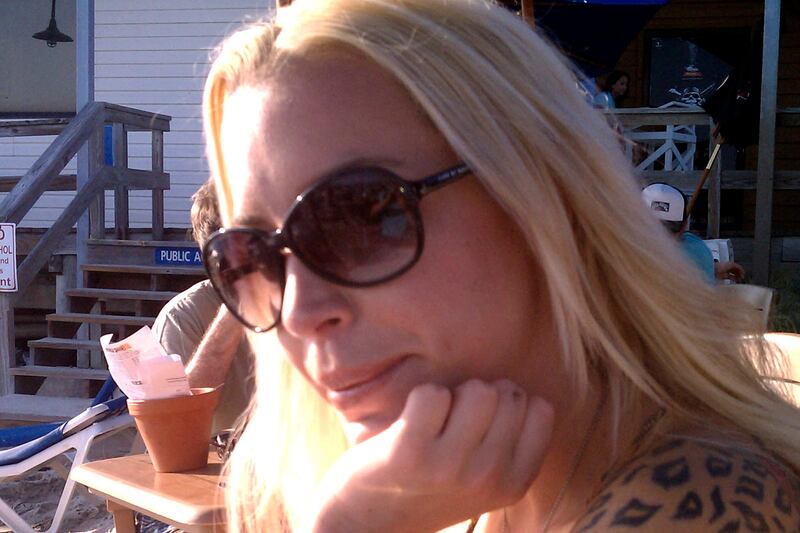 articles/2011/08/17/robyn-gardner-aruba-disappearance-suspect-s-troubled-past/aruba-missing-woman-search-nadeau_bayknp