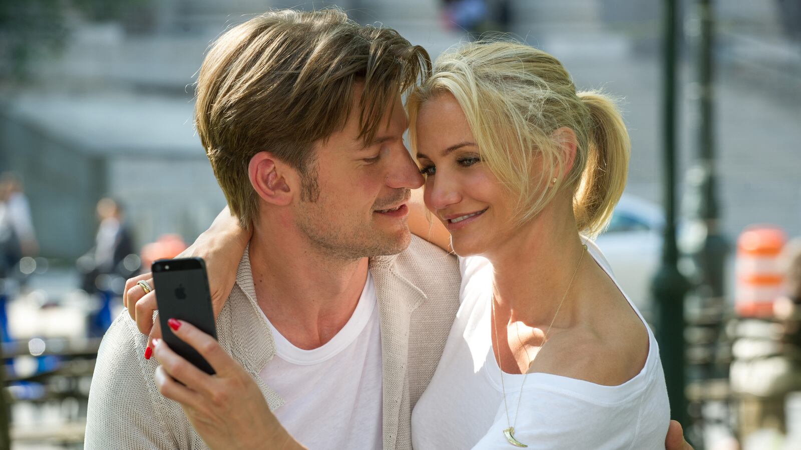 articles/2014/04/25/nikolaj-coster-waldau-on-s-m-with-kate-upton-and-that-game-of-thrones-rape-scene/140424-stern-coster-waldau-tease_d1qx1v