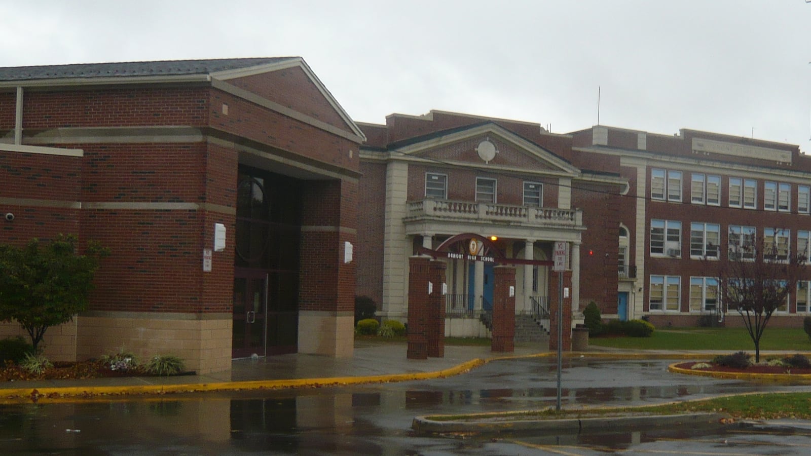 DumontHighSchool_uribpl